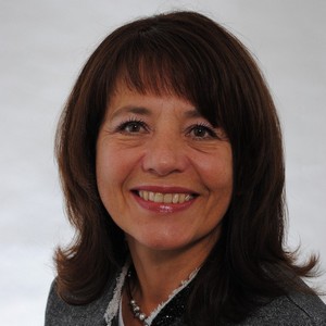 Claudia Raab